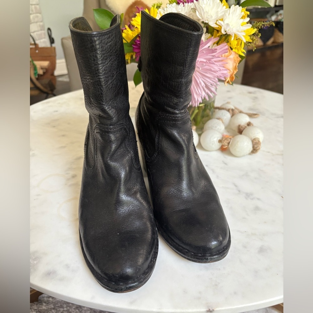Frye Lucinda Short Boots Black View 4